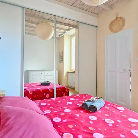 Villa Maison De Familiale, Bel Exterieur, Piscine ! Nîmes